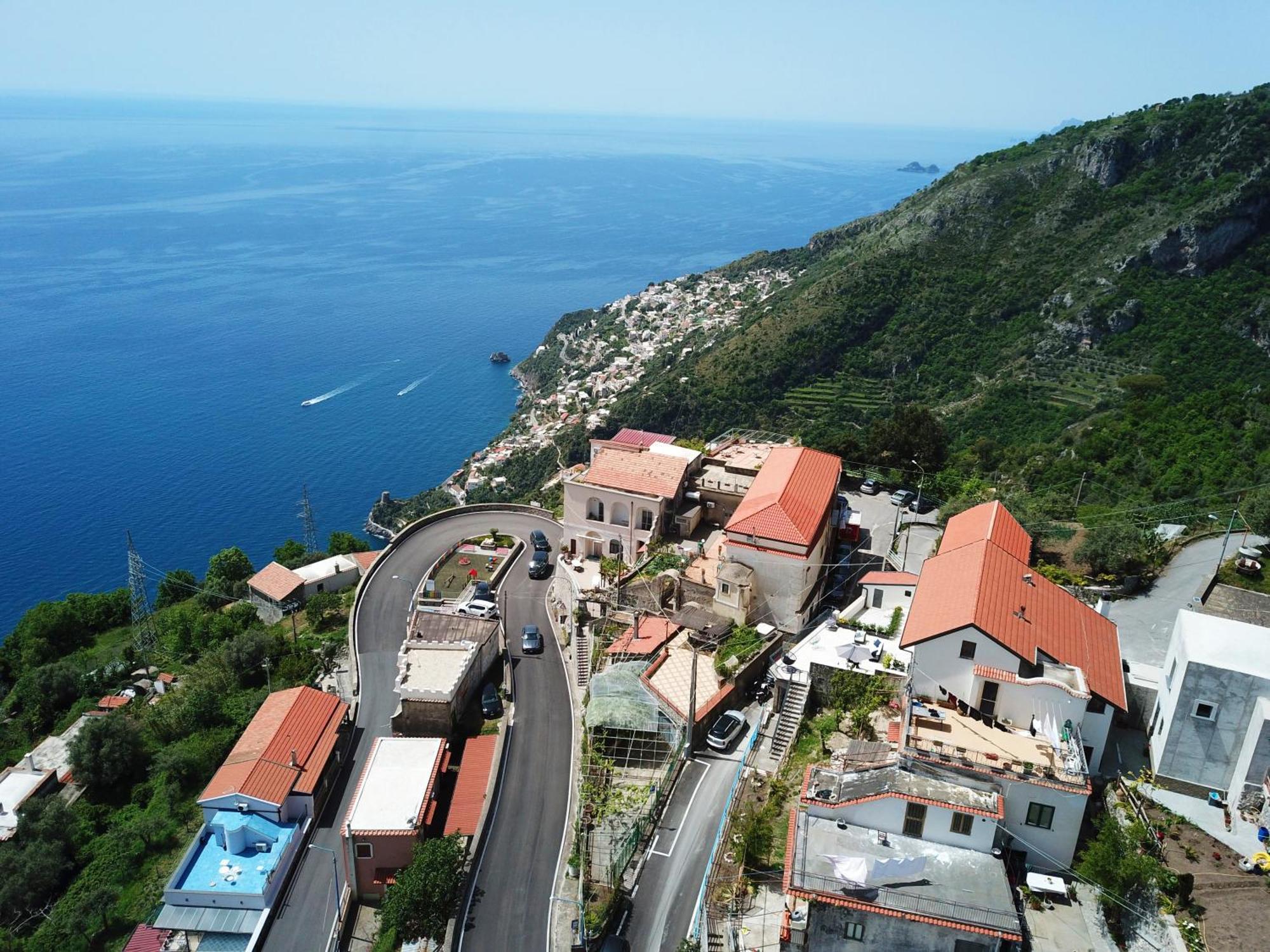 B&B Blue View Furore Kültér fotó