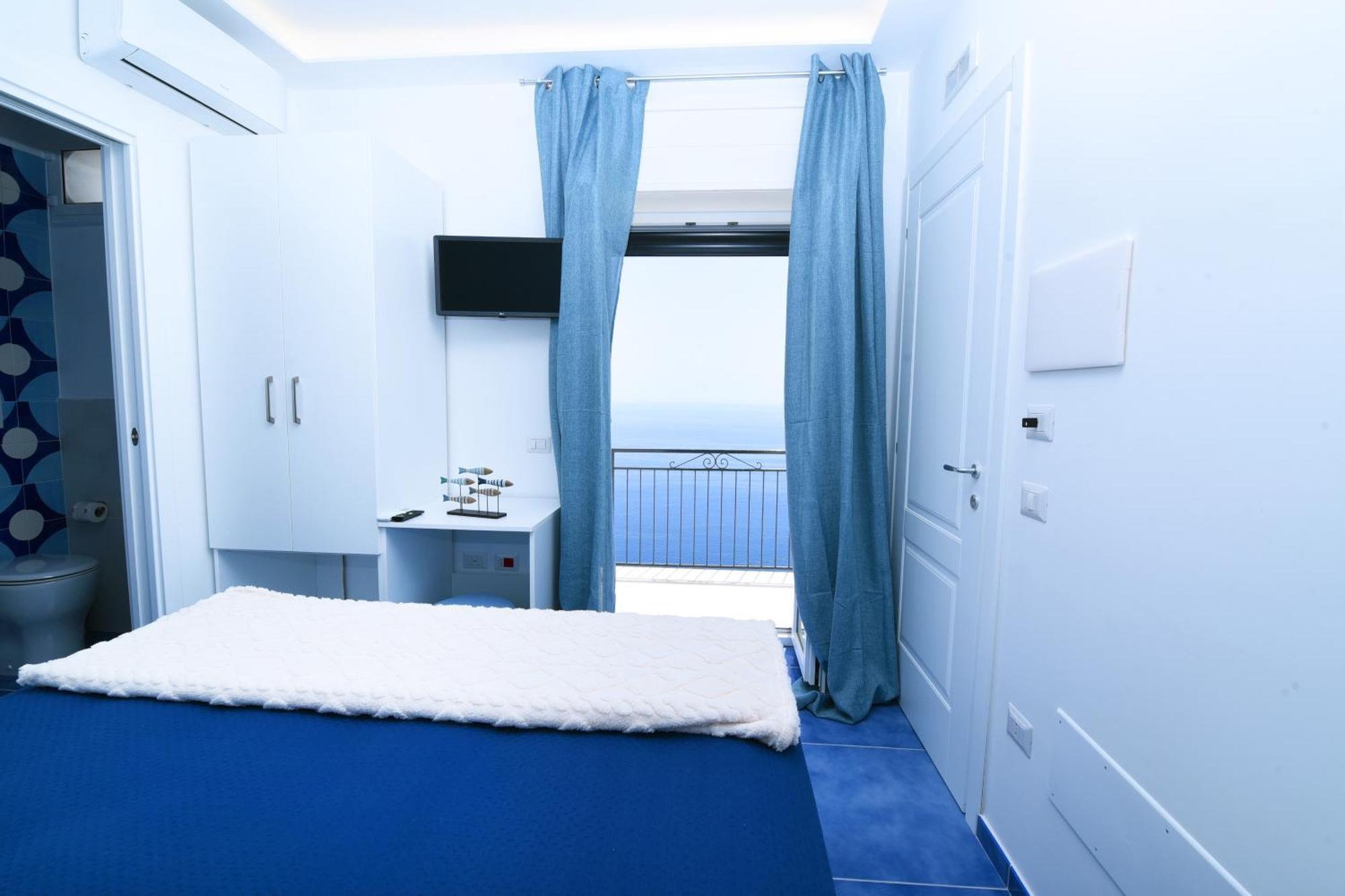 B&B Blue View Furore Kültér fotó